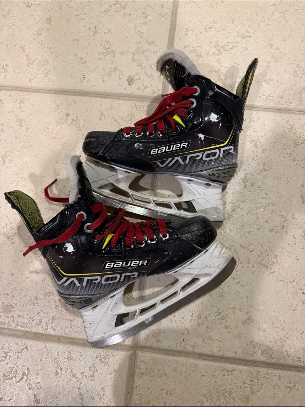 Bauer Vapor 3X ice hockey skates junior size 2